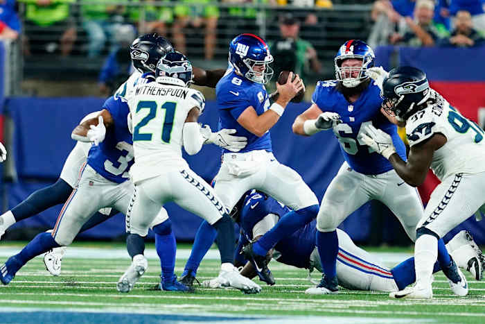 The Seattle Seahawks defense put pressure on New York Giants quarterback Daniel Jones (8) in the second half. The Seahawks defeated the Giants, 24-3, at MetLife Stadium on Monday, Oct. 2, 2023, in East Rutherford.